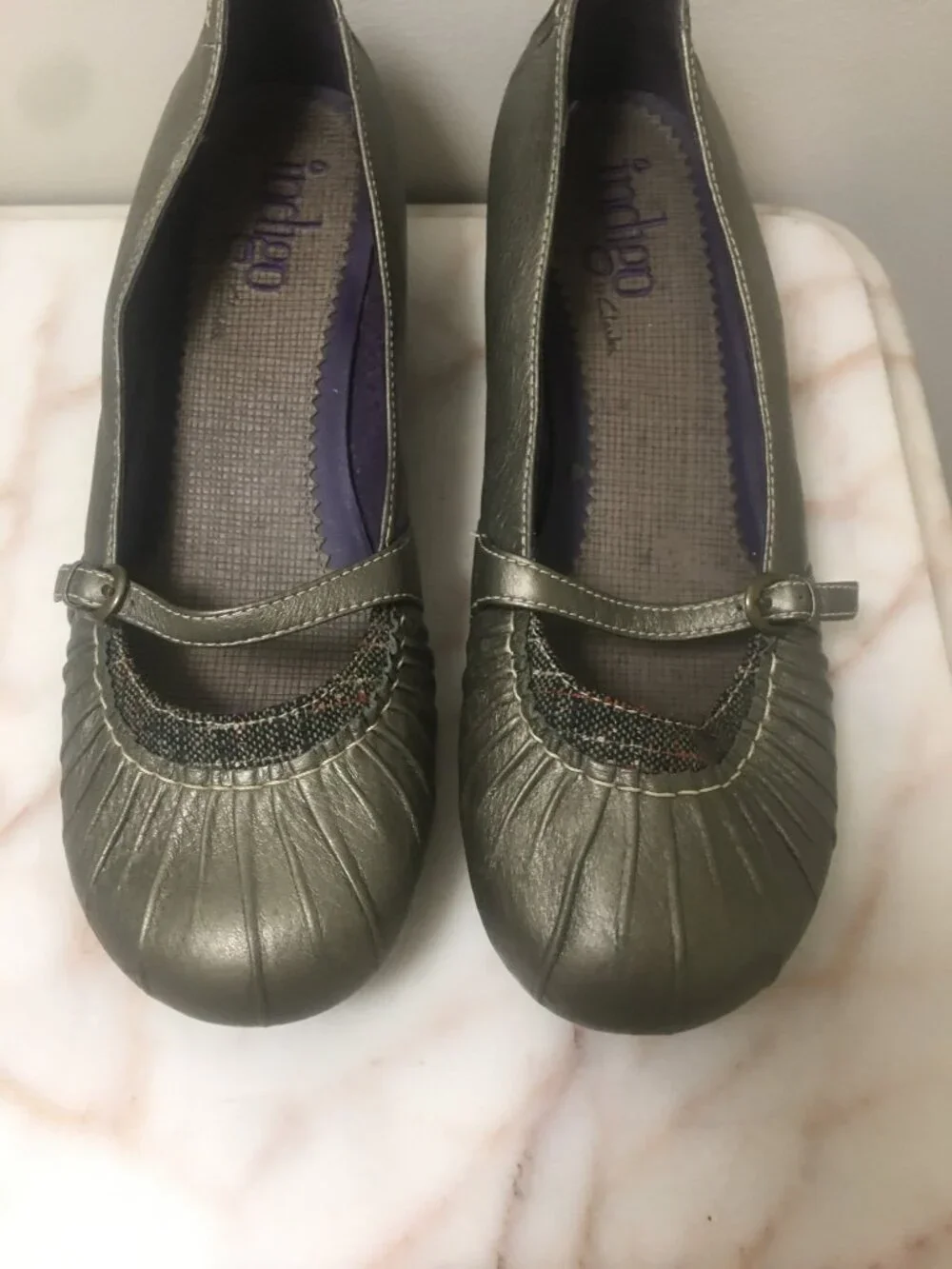 indigo by Clarks gray metallic look Mary Jane Shoes